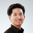 Dentist profile photo.